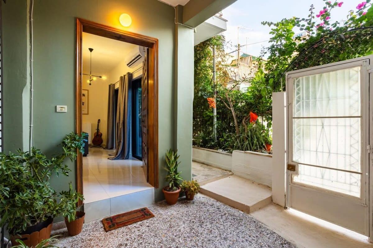 Escape To Kalamata's Old Your Urban Oasis Apartment
