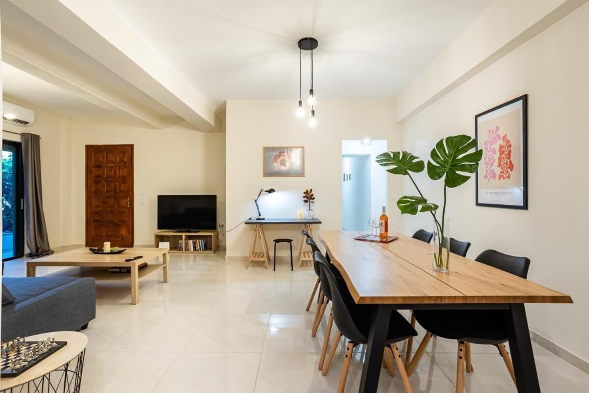 Apartment Escape To Kalamata's Old Your Urban Oasis *