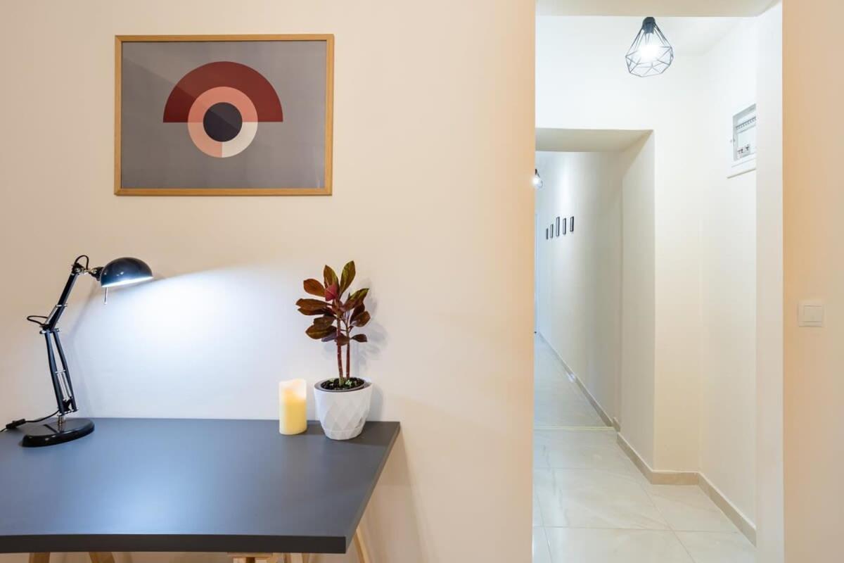 Escape To Kalamata's Old Your Urban Oasis * Kalamata